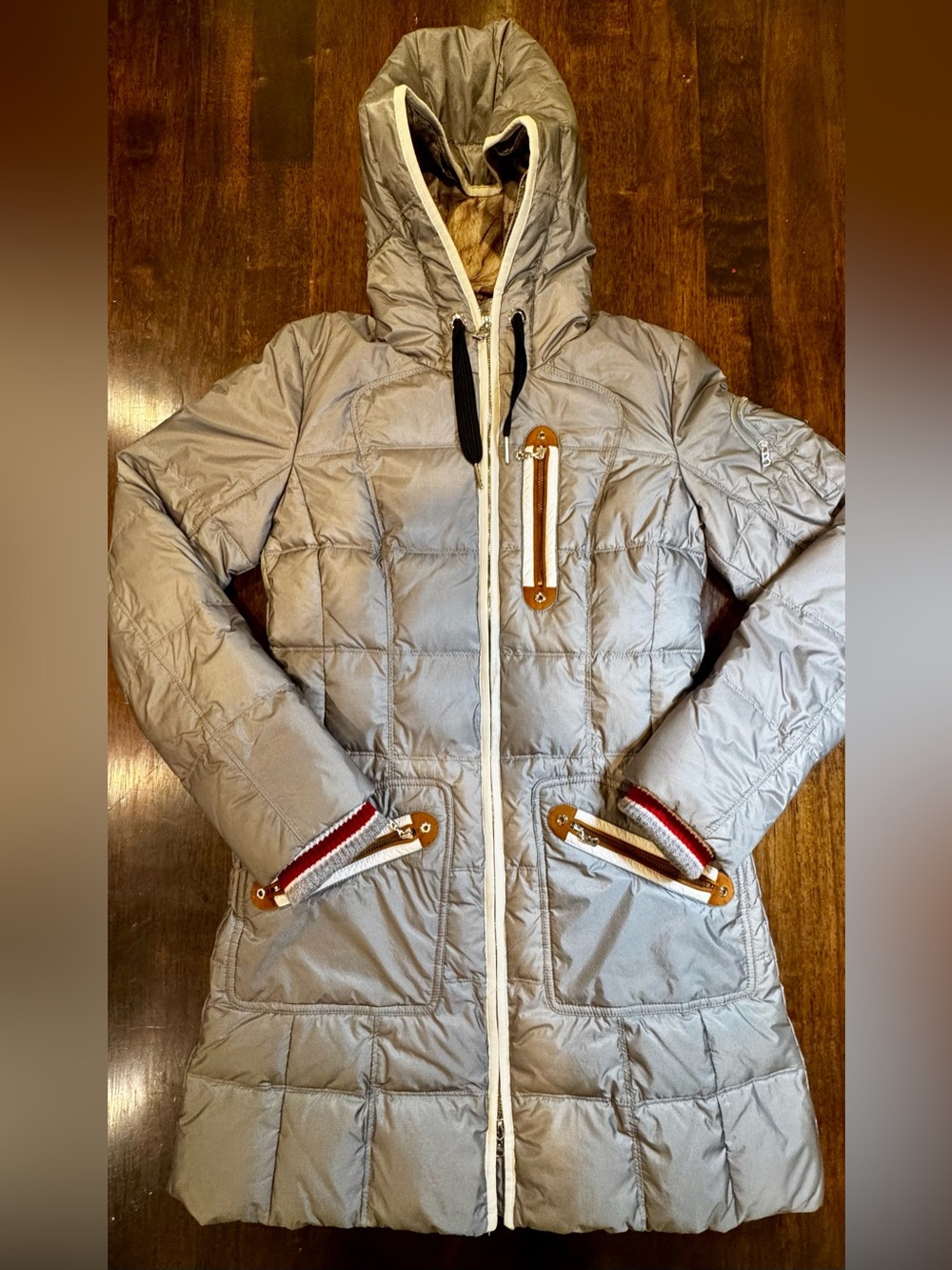 Bogner Light Gray Down Quilted Hooded Puffer Coat Contrast leather Trim Sz 6-